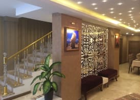 Rain Golden Hotel 4