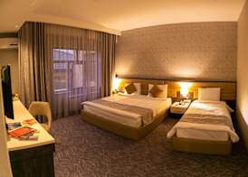 Parkway Inn Hotel & Spa 5