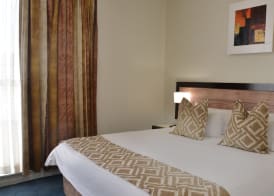 The Parktonian All Suite Hotel 5