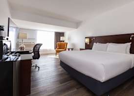 Strata Hotel 5