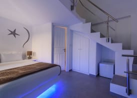 Nikolas Hotel 4