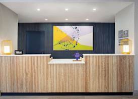 Spark by Hilton Brockville 3