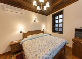 Hotel Onufri 4