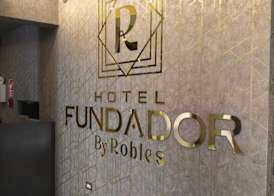 Hotel Fundador by Robles 3