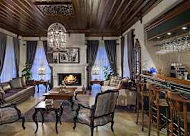 Seraphim Cave Suites & SPA 3