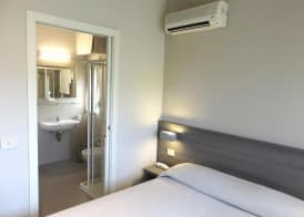 Hotel Crystal 4