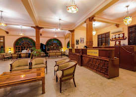 Protea Hotel by Marriott Dar es Salaam Courtyard 3