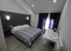 Rose Garden Hotel 5