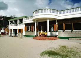 Gem Holiday Beach Resort 2
