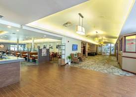Quality Inn & Suites 2
