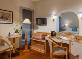 Tropical Hotel Seafront Boutique 5