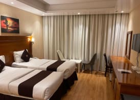 Raha Grand Hotel 3
