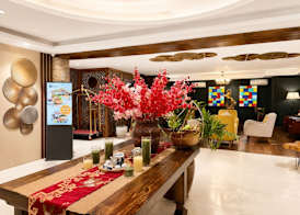 Happy Life Green Hotel 5