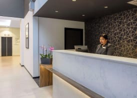 Oaks Wellington Hotel 4