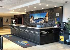 Days Inn & Conference Centre by Wyndham Camrose Norsemen 4