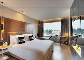 Radisson Bengaluru City Center 5