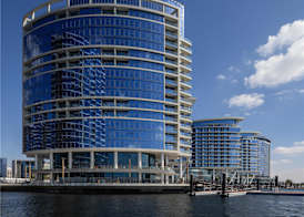 Hilton Dubai Creek Hotel & Residences 2