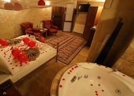 Young Cave Hotel 4