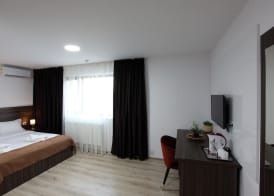Bliss Inn Tunari 3