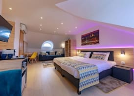 Christina Residence 3
