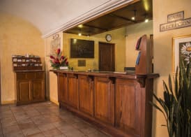 Hotel Las Farolas 4