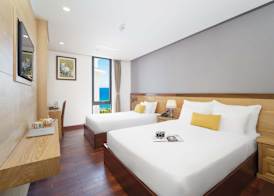 Sunny Ocean Hotel & Spa 5