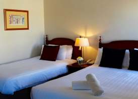 Royal Valentia Hotel 3