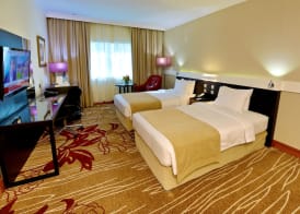 Excelsior Hotel Downtown 3