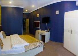 A&H Baku Center Inn 4