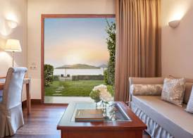 Grand Resort Lagonissi 3