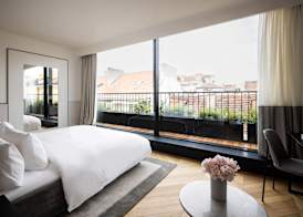 Juno Hotel Sofia, a Member of Design Hotels 4