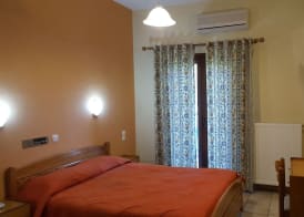 Spanias Hotel 4