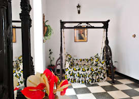 Dhow Palace Hotel 5