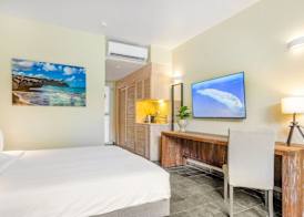 Bayside Boutique Hotel - Blue Bay Golf & Beach Resort 3