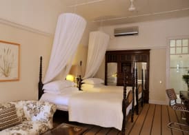 The Victoria Falls Hotel 4
