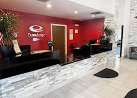 Econo Lodge Wausau - Rothschild 2