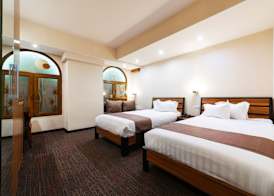 Bass Boutique Hotel 5
