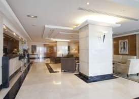 Hotel Andalucía Center 3