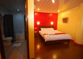 A&A Plaza Hotel 5
