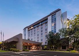 Embassy Suites by Hilton Nashville-Airport 2