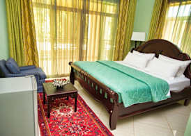 Lakepoint Villa 4