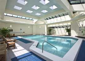 DoubleTree by Hilton Stamford 5