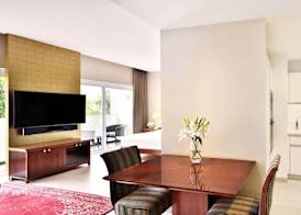 Marriott Suites Pune 5