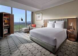 Swissôtel Nusantara 4