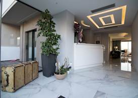 Aianteion Bay Luxury Hotel & Suites 3