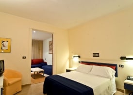El Patio Hotel 4