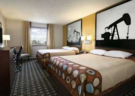 Super 8 by Wyndham Fox Creek 5