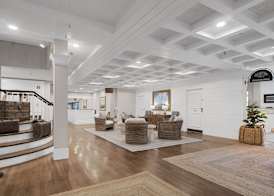 Nantucket Inn 5