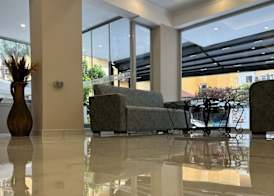 Miss Cleopatra Hotel 2