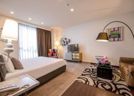 Opera Suite Hotel 5